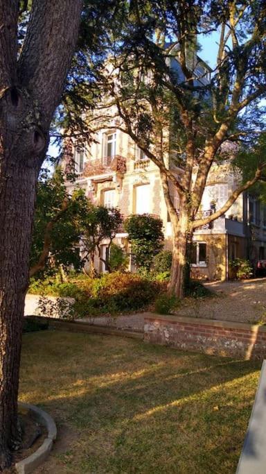 Appartement sur le port, 105m rez de jardin avec parc privatif Saint-Valery-en-Caux Extérieur photo
