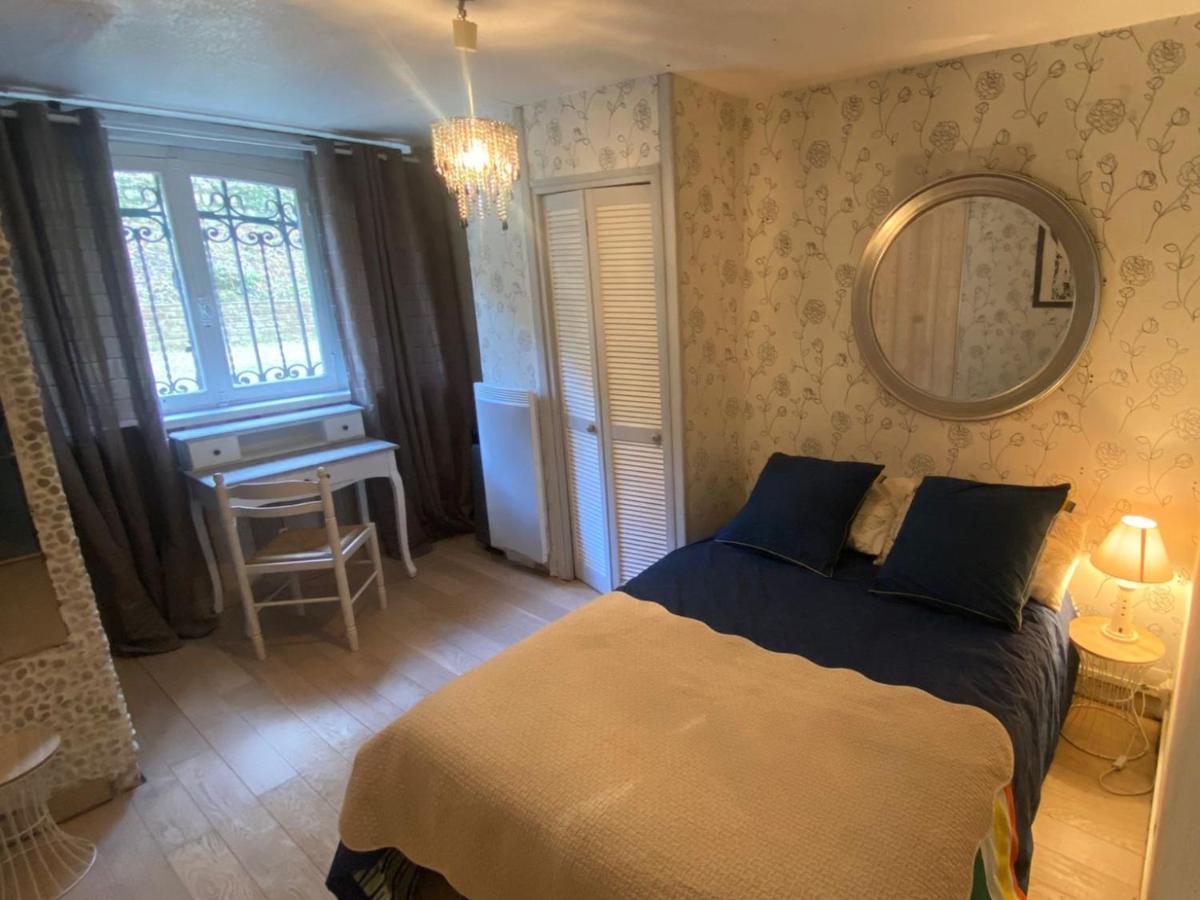 Appartement sur le port, 105m rez de jardin avec parc privatif Saint-Valery-en-Caux Extérieur photo